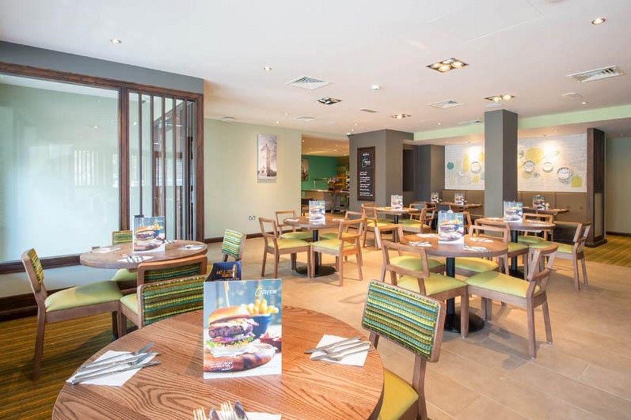 Premier Inn Leek Town Centre Eksteriør bilde